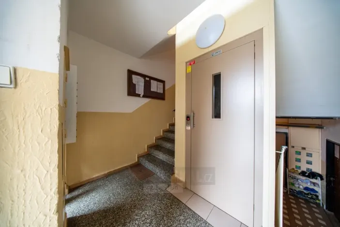 Pronájem bytu 1+1, Český Krumlov - Plešivec, Sídliště Plešivec, 45 m2