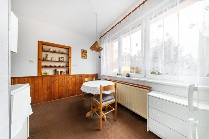 Pronájem bytu 3+1, Český Krumlov - Plešivec, Sídliště Plešivec, 80 m2