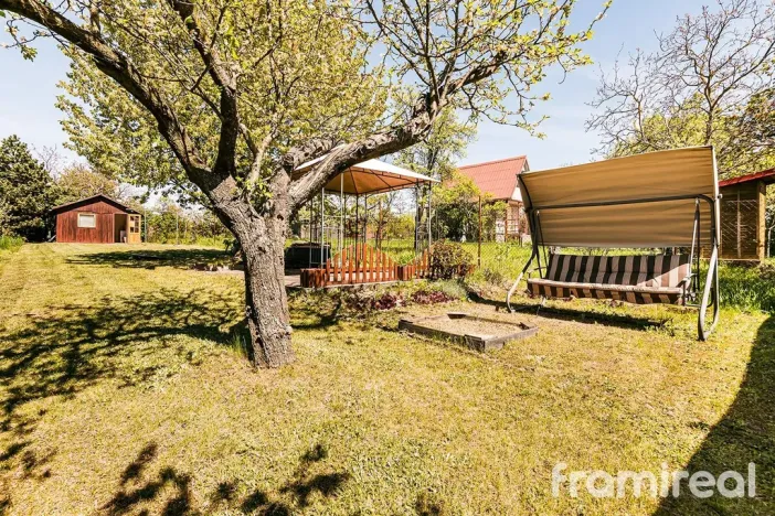 Prodej zahrady, Ostopovice, 849 m2