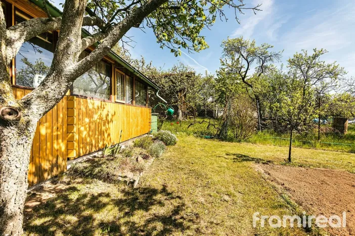 Prodej zahrady, Ostopovice, 849 m2