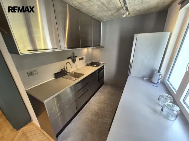 Pronájem bytu 2+kk, Praha - Záběhlice, Hlavní, 73 m2