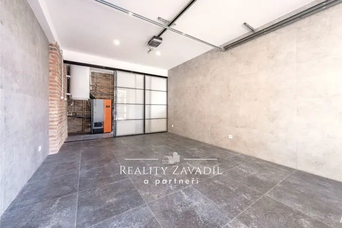 Prodej rodinného domu, Praha - Pitkovice, Žampiónová, 190 m2