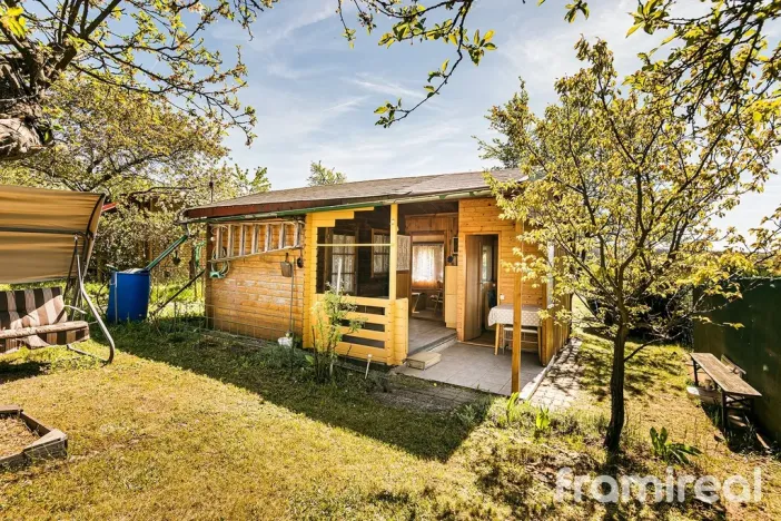 Prodej chaty, Ostopovice, 17 m2