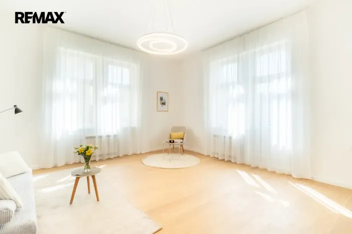 Pronájem bytu 2+kk, Praha - Vinohrady, Korunní, 65 m2