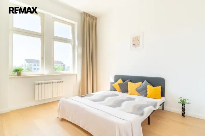 Pronájem bytu 2+kk, Praha - Vinohrady, Korunní, 65 m2