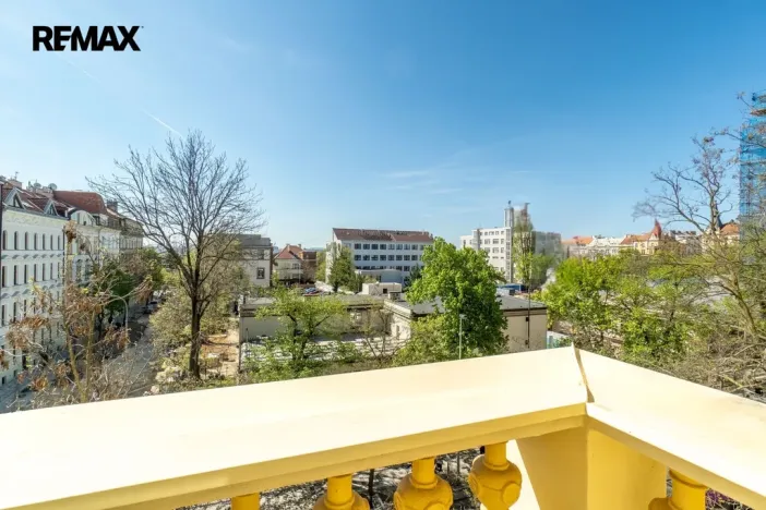 Pronájem bytu 2+kk, Praha - Vinohrady, Korunní, 65 m2