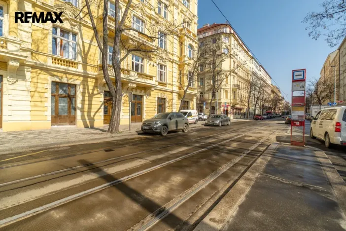 Pronájem bytu 2+kk, Praha - Vinohrady, Korunní, 65 m2