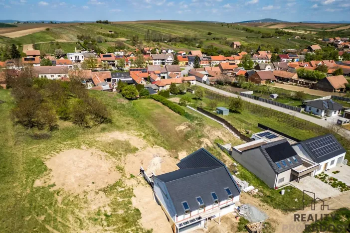 Prodej pozemku pro bydlení, Hovorany, 928 m2