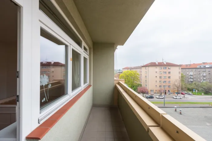 Pronájem bytu 2+kk, Praha - Vršovice, Kišiněvská, 52 m2