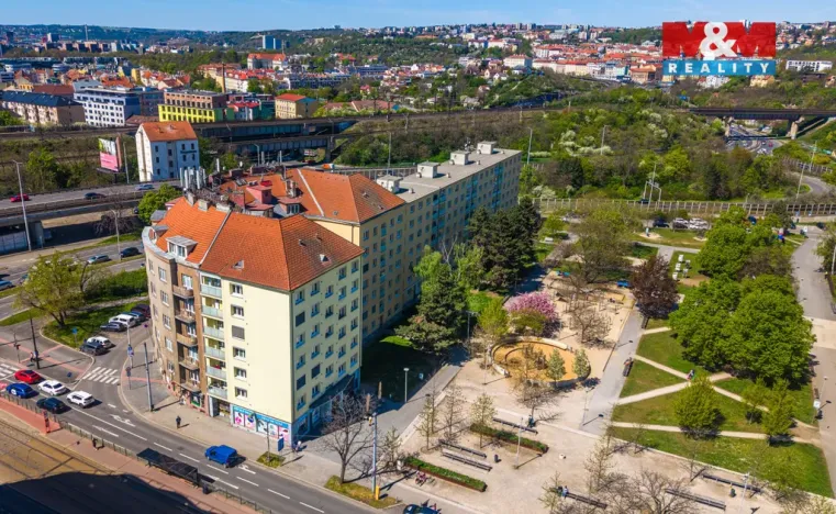 Prodej bytu 1+1, Praha - Libeň, náměstí Na Balabence, 52 m2