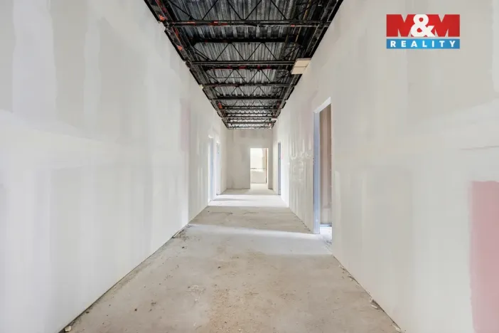 Prodej činžovního domu, Chomutov, Beethovenova, 1800 m2