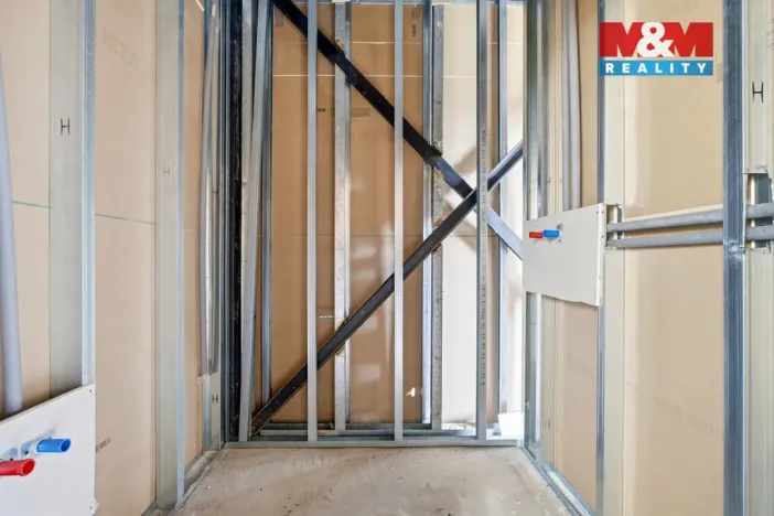 Prodej činžovního domu, Chomutov, Beethovenova, 1800 m2