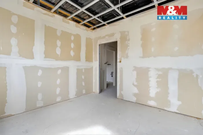 Prodej činžovního domu, Chomutov, Beethovenova, 1800 m2