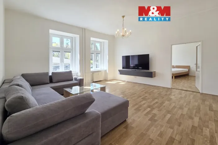 Pronájem bytu 3+1, Karlovy Vary, I. P. Pavlova, 80 m2