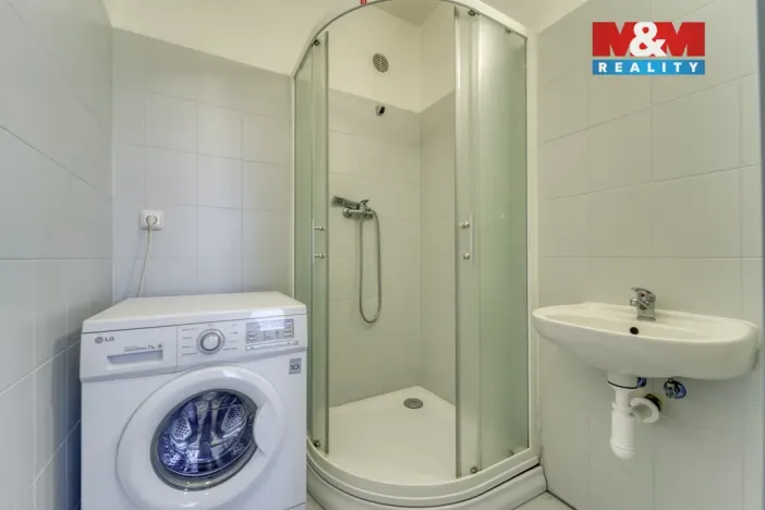 Pronájem bytu 2+1, Plzeň - Doubravka, Na Dlouhých, 58 m2