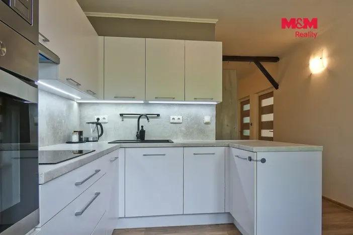 Prodej bytu 3+1, Třemošnice, 1. máje, 81 m2