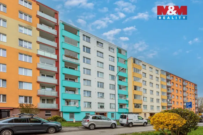 Prodej bytu 2+1, Karlovy Vary - Bohatice, Ostrovská, 68 m2