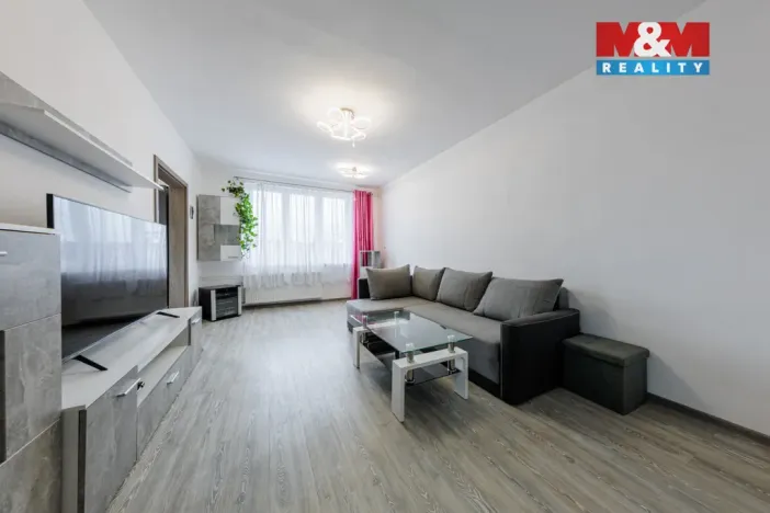 Prodej bytu 2+1, Karlovy Vary - Bohatice, Ostrovská, 68 m2