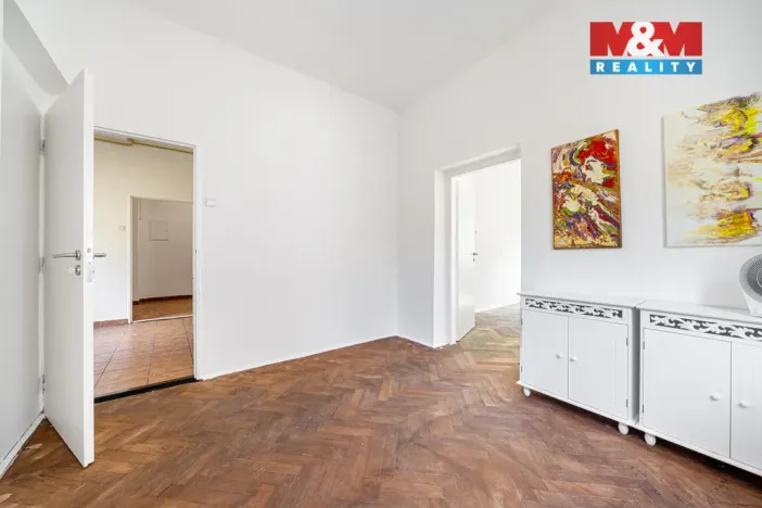 Prodej bytu 3+1, Oloví - Hory, 74 m2