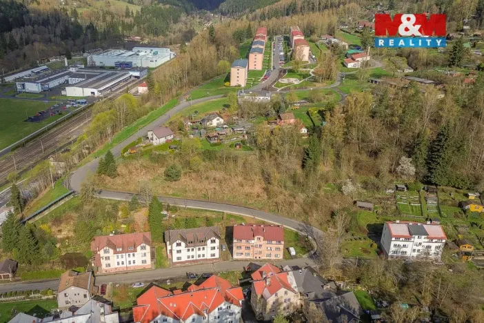 Prodej bytu 3+1, Oloví - Hory, 74 m2