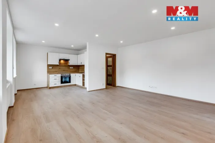 Prodej bytu 3+kk, Lochovice, 104 m2