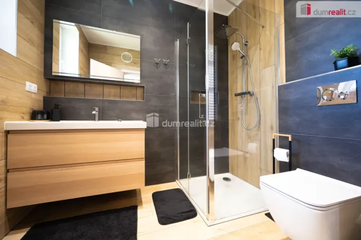 Prodej bytu 1+kk, Frymburk - Kovářov, 47 m2