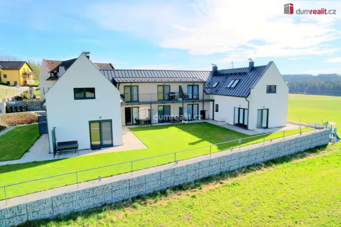 Prodej bytu 1+kk, Frymburk - Kovářov, 47 m2