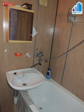 Prodej bytu 2+1, Karlovy Vary, Západní, 60 m2