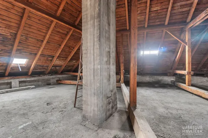 Prodej rodinného domu, Sezemice, Jungmannova, 690 m2