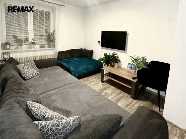 Pronájem bytu 3+kk, Jindřichův Hradec - Jindřichův Hradec II, Sládkova, 63 m2