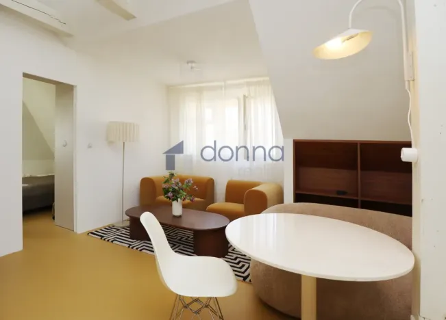 Pronájem bytu 2+kk, Praha, Fetrovská, 53 m2