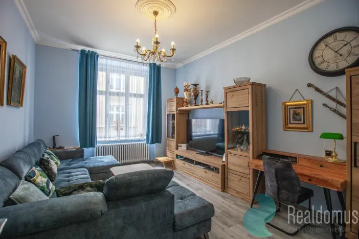 Prodej bytu 2+1, Karlovy Vary, Raisova, 75 m2