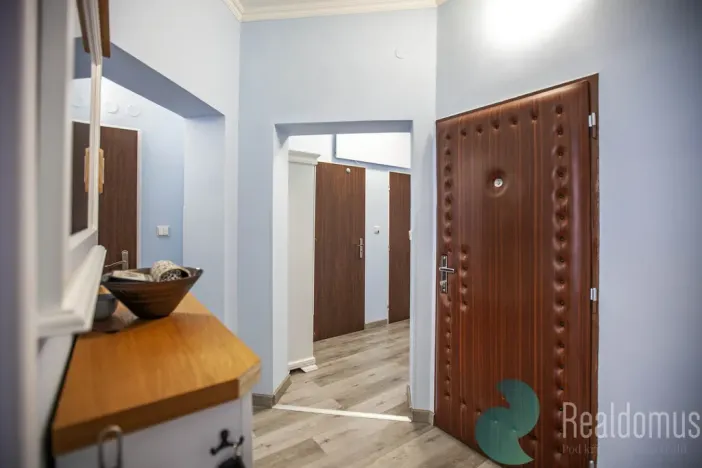 Prodej bytu 2+1, Karlovy Vary, Raisova, 75 m2