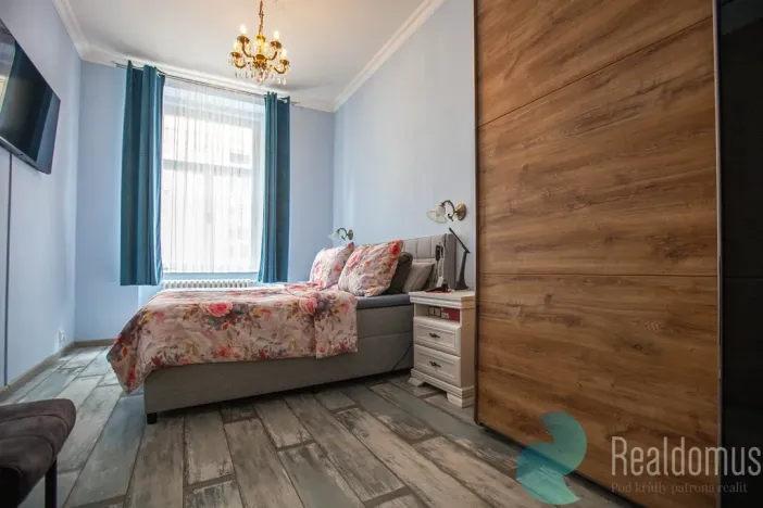 Prodej bytu 2+1, Karlovy Vary, Raisova, 75 m2