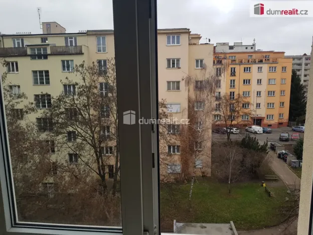 Pronájem bytu 1+kk, Praha - Vršovice, Přípotoční, 27 m2