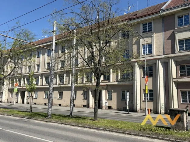 Pronájem bytu 2+kk, Hradec Králové, Střelecká, 38 m2