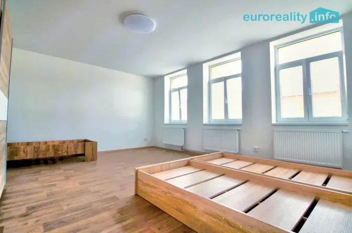 Pronájem bytu 1+1, Česká Lípa, Svojsíkova stezka, 62 m2