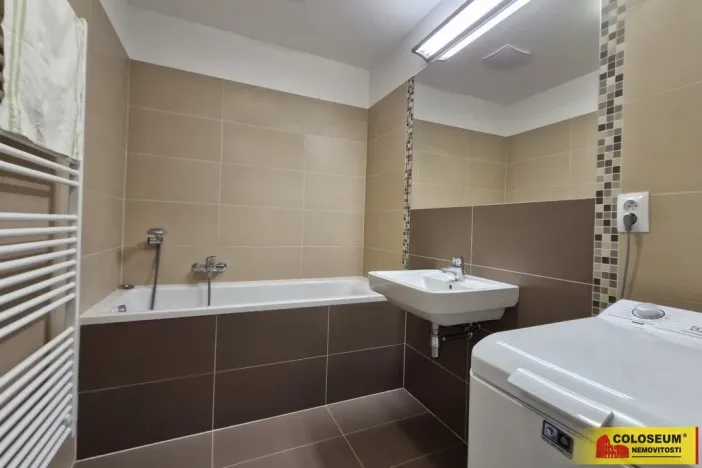 Pronájem bytu 2+kk, Brno - Slatina, 58 m2