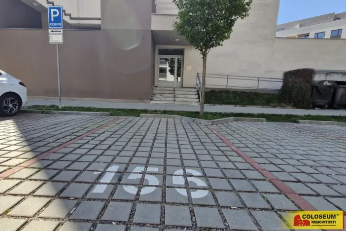 Pronájem bytu 2+kk, Brno - Slatina, 58 m2