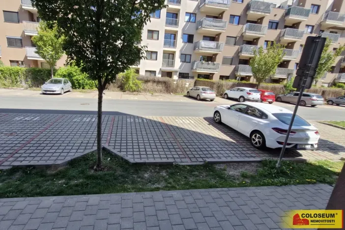 Pronájem bytu 2+kk, Brno - Slatina, 58 m2