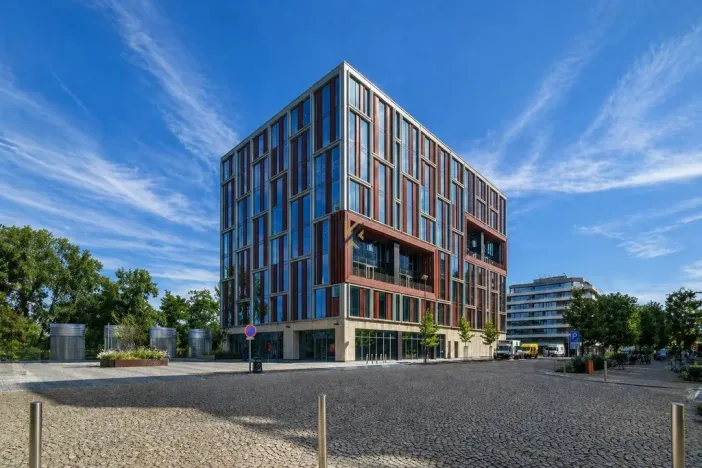 Pronájem kanceláře, Praha - Karlín, Karolinská, 3237 m2