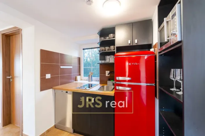 Prodej - jiné, Strachotín, Sklepní, 160 m2