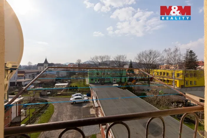 Prodej atypického bytu, Krnov - Pod Bezručovým vrchem, Bezručova, 73 m2