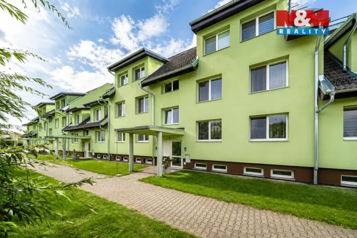 Prodej bytu 2+kk, Velký Újezd, Za Školou, 68 m2