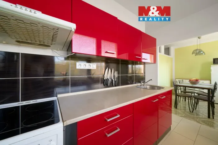 Prodej bytu 3+1, Broumov - Olivětín, Dukelská, 53 m2