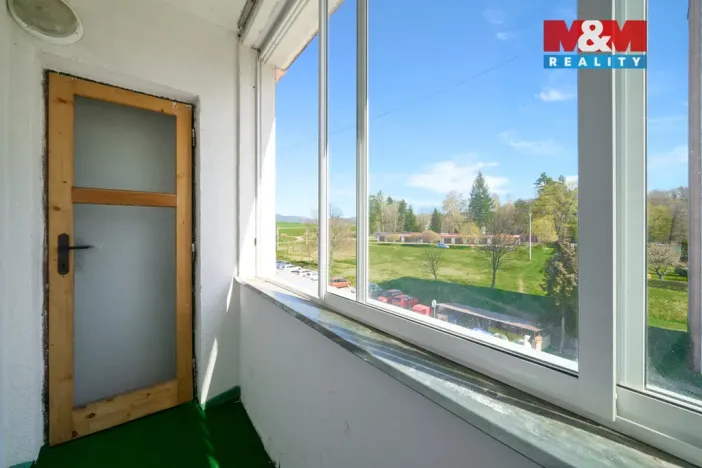 Prodej bytu 3+1, Broumov - Olivětín, Dukelská, 53 m2