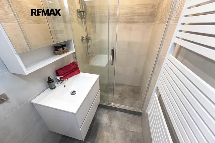 Pronájem bytu 2+kk, Praha - Řepy, Makovského, 45 m2