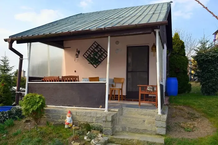 Pronájem chaty, Otrokovice, Hložkova, 17 m2