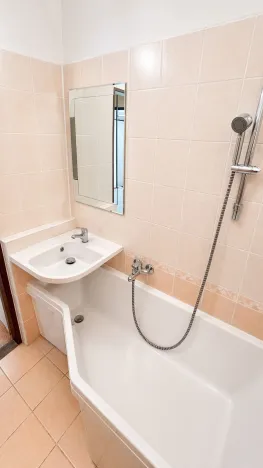 Prodej bytu 3+1, Praha - Krč, Za dvorem, 75 m2