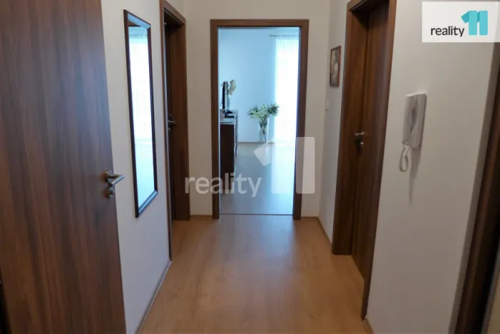 Pronájem bytu 1+1, Karlovy Vary - Doubí, Spálená, 50 m2